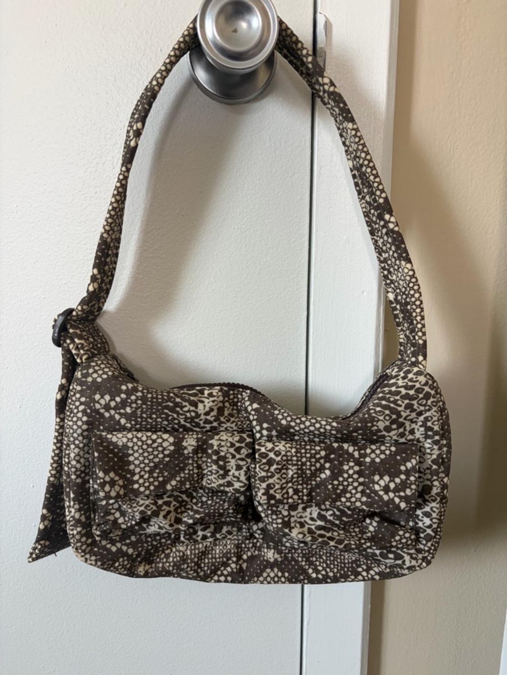 Baggu cargo shoulder bag in snakeskin print
